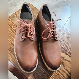 Men's Clarks Pitney Derby Cognac lace up dress shoe Size 11